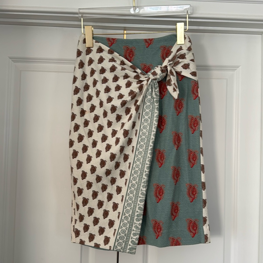 Anthropologie Maeve boho wrap skirt. Size 4.